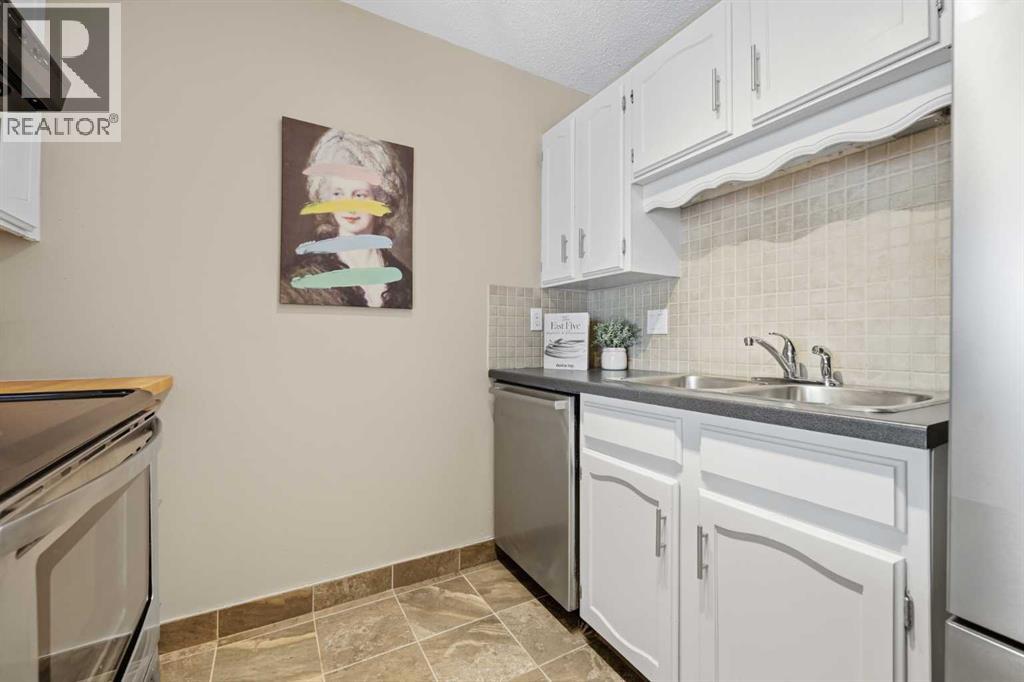 122, 860 Midridge Drive Se, Calgary, Alberta  T2X 1K1 - Photo 11 - A2331020