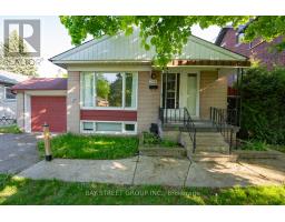 LOWER - 394 CENTRE STREET E, Richmond Hill, Ontario