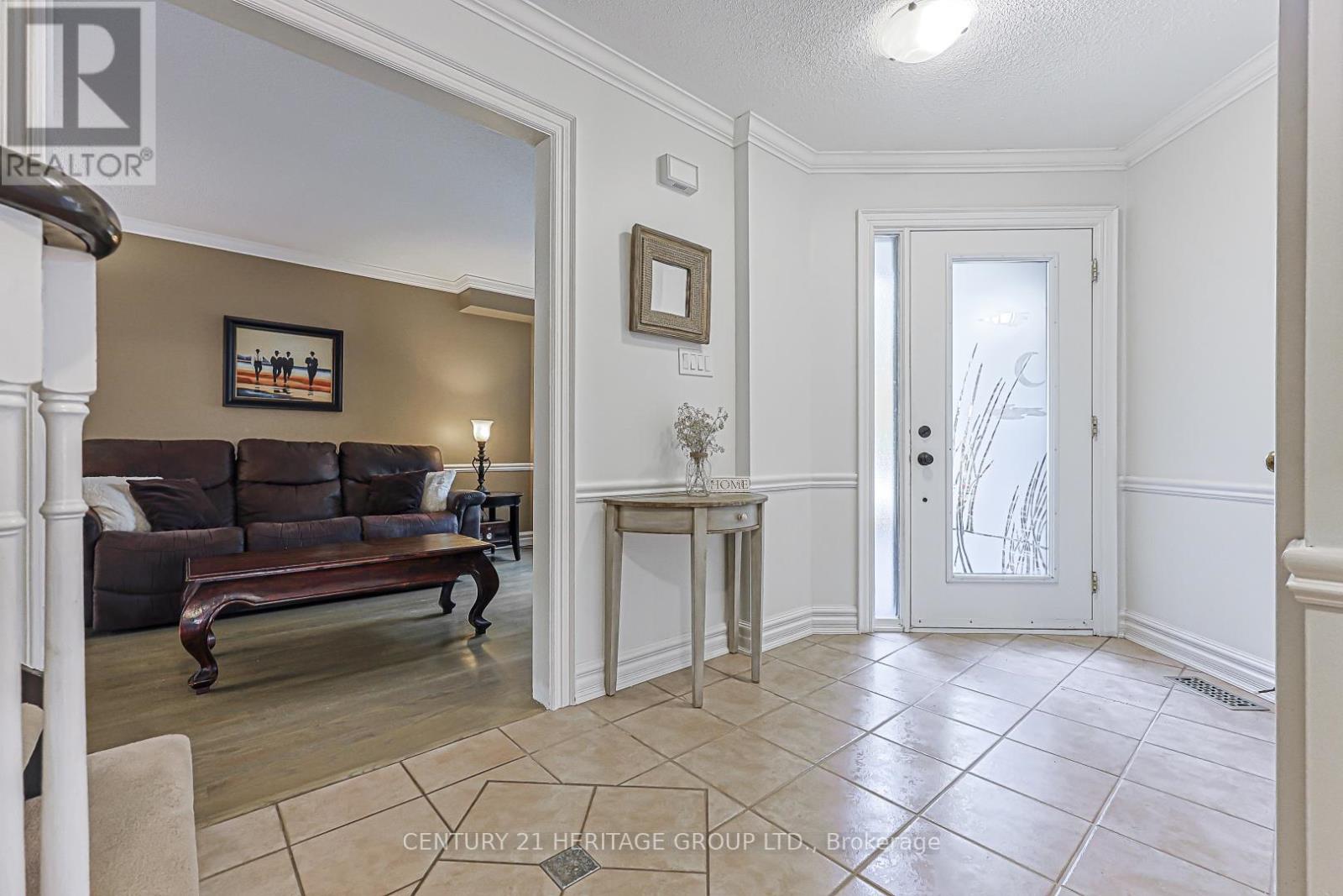 169 Delayne Drive, Aurora, Ontario  L4G 5B7 - Photo 7 - N13533686