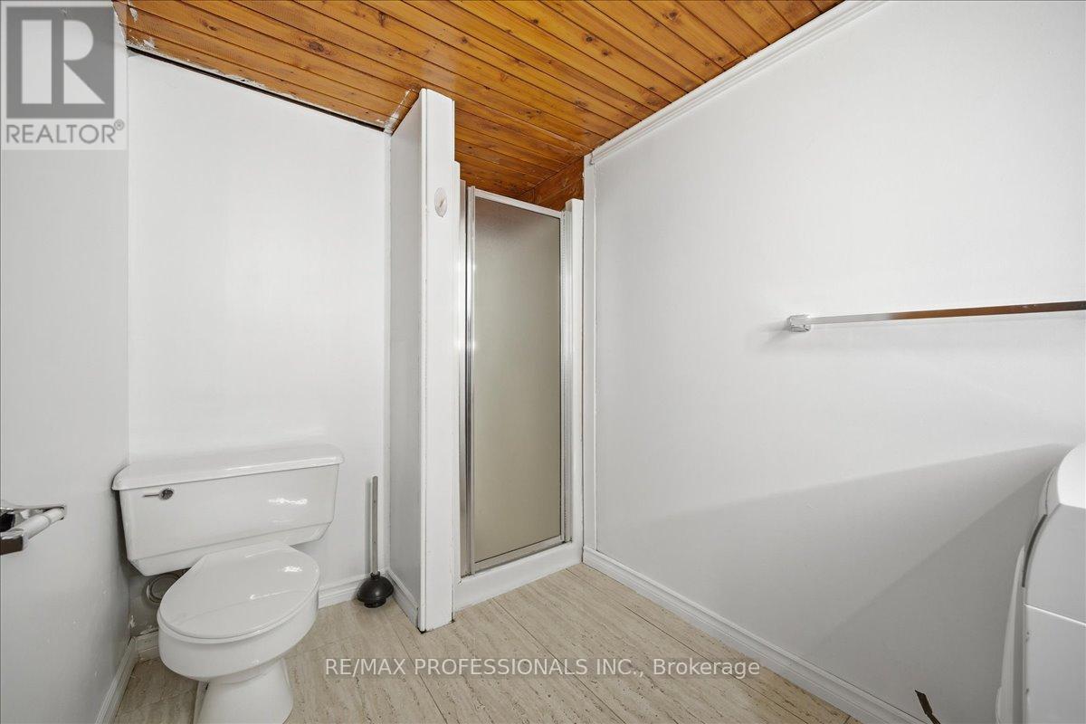 1708 Woodeden Drive, Mississauga, Ontario  L5H 3S5 - Photo 34 - W13615924