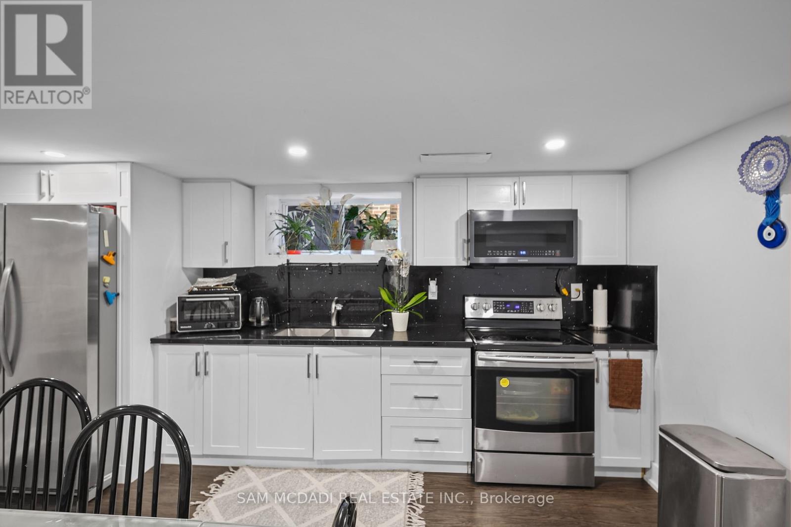 30 Maple Avenue N, Mississauga, Ontario L5H 2S1 - Photo 22 - W13609358
