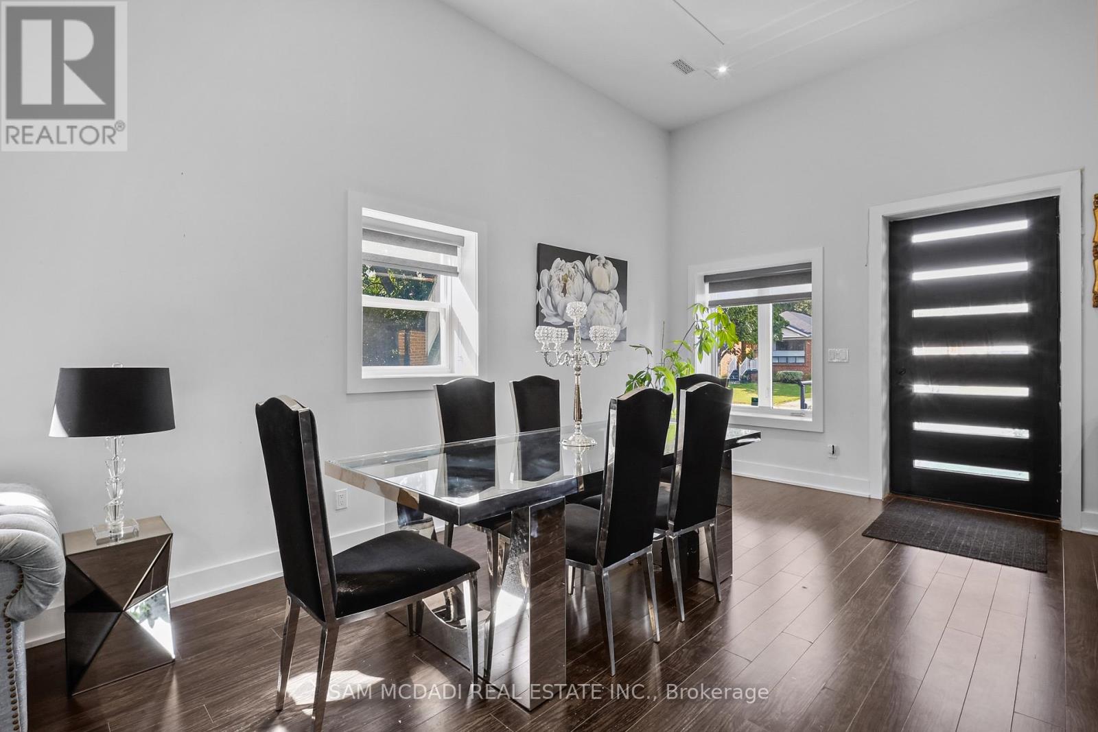 30 Maple Avenue N, Mississauga, Ontario L5H 2S1 - Photo 11 - W13609358