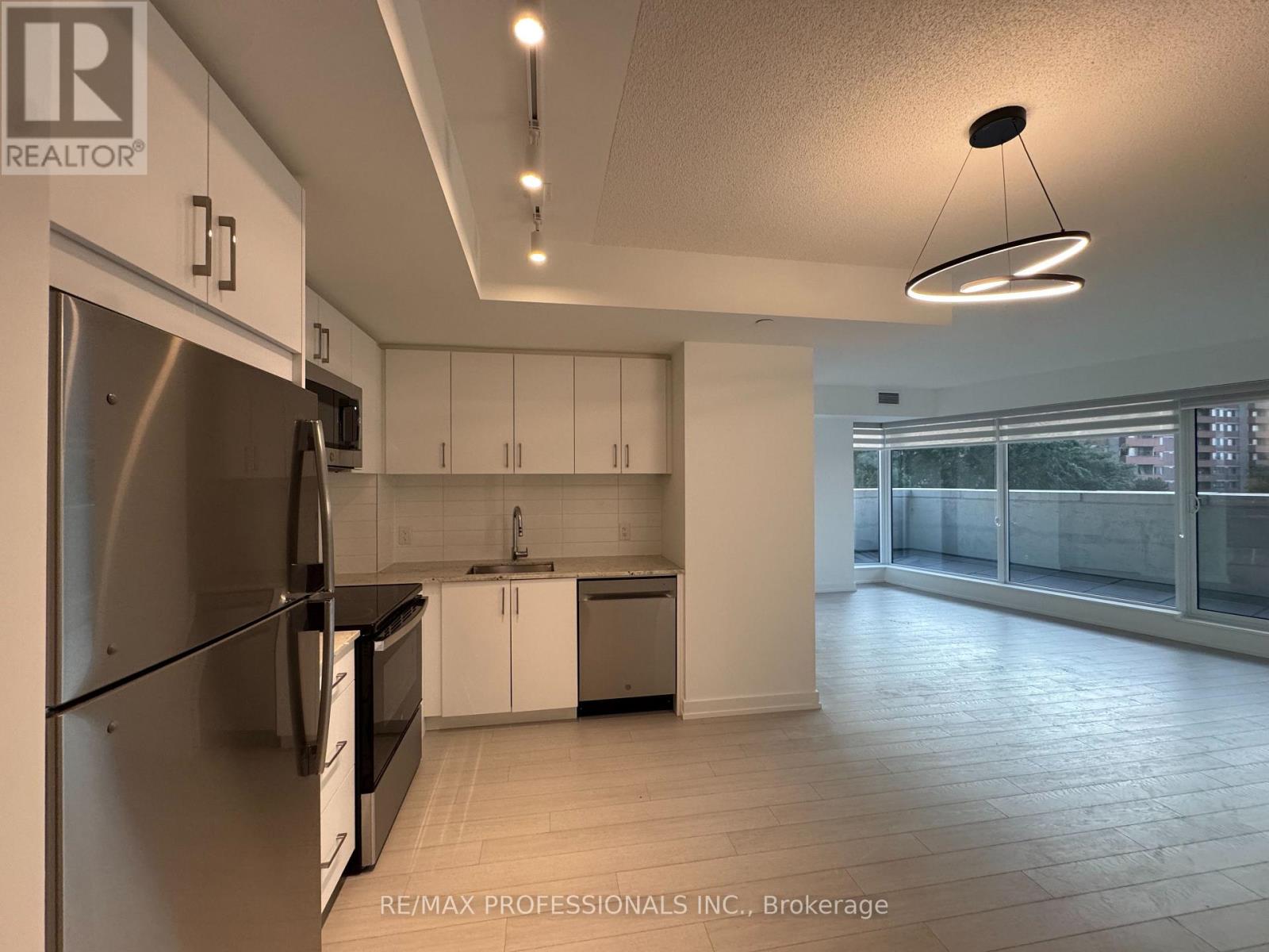 502 - 4010 Eglinton Avenue W, Toronto, Ontario  M9P 1A6 - Photo 7 - W13528300