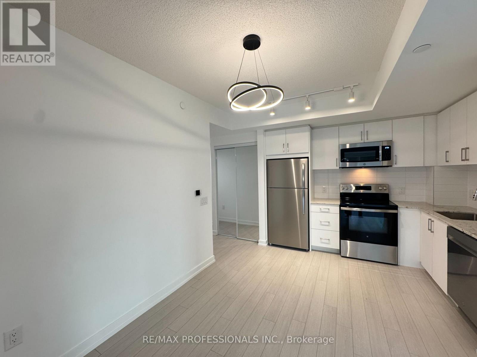 502 - 4010 Eglinton Avenue W, Toronto, Ontario  M9P 1A6 - Photo 9 - W13528300