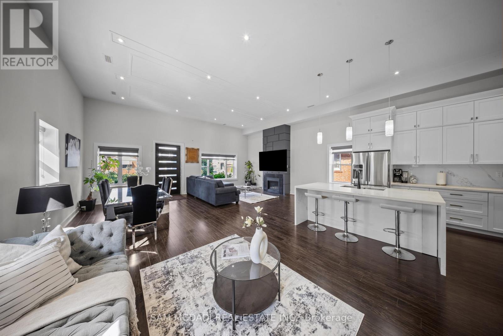 30 Maple Avenue N, Mississauga, Ontario L5H 2S1 - Photo 9 - W13609358