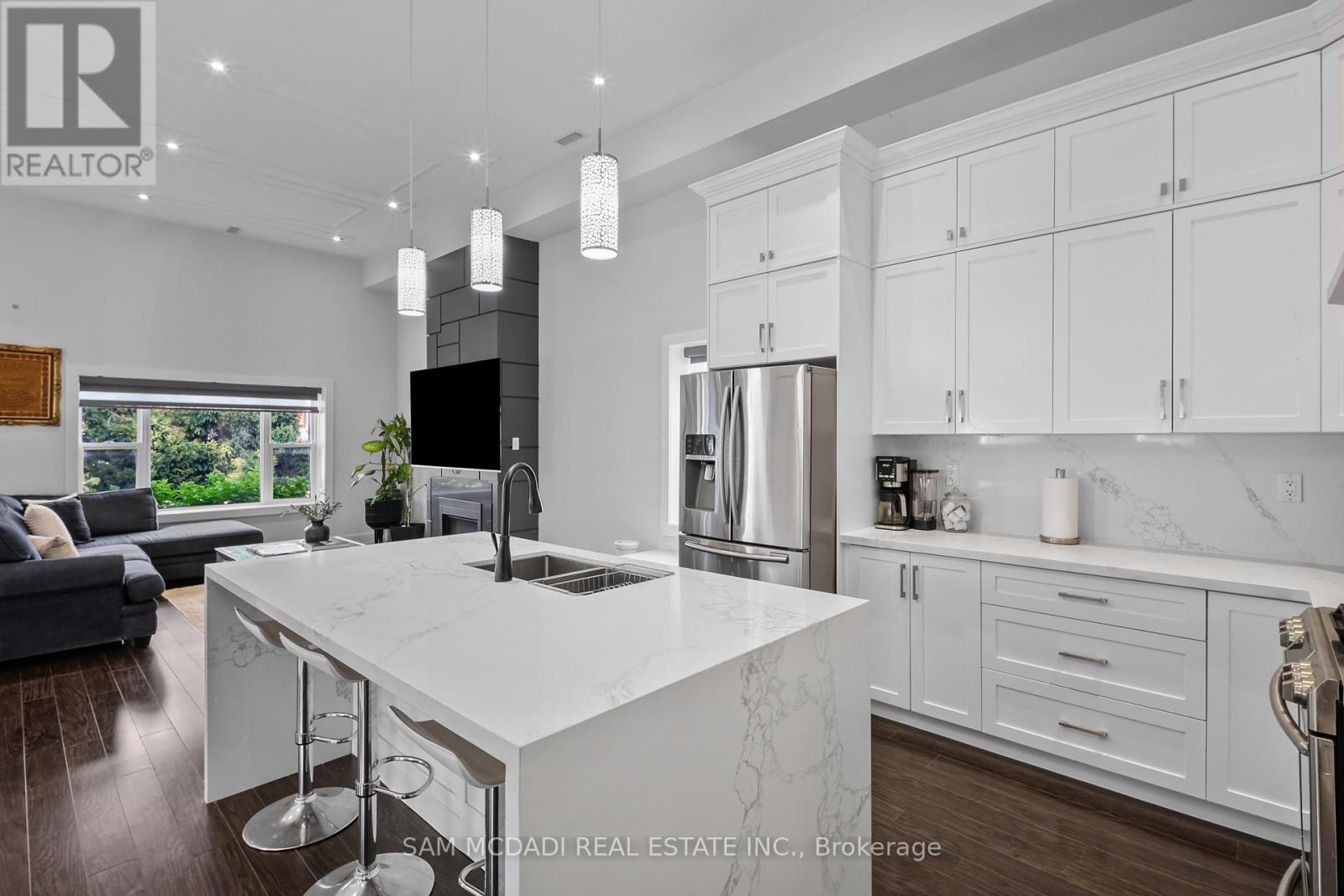 30 Maple Avenue N, Mississauga, Ontario L5H 2S1 - Photo 6 - W13609358