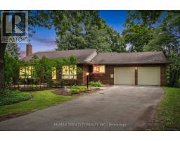 130 IROQUOIS PLACE, Waterloo, Ontario