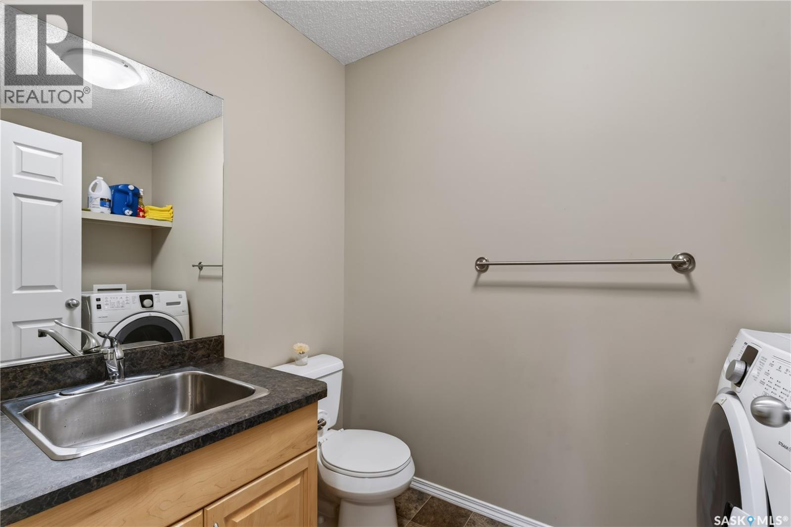 212 Regent Street, Melfort, Saskatchewan  S0E 1A0 - Photo 11 - SK043898