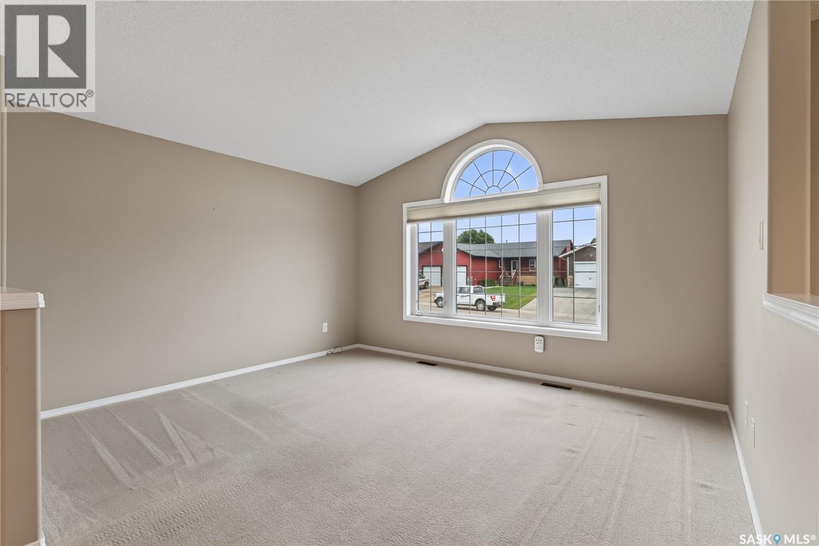 212 Regent Street, Melfort, Saskatchewan  S0E 1A0 - Photo 4 - SK043898