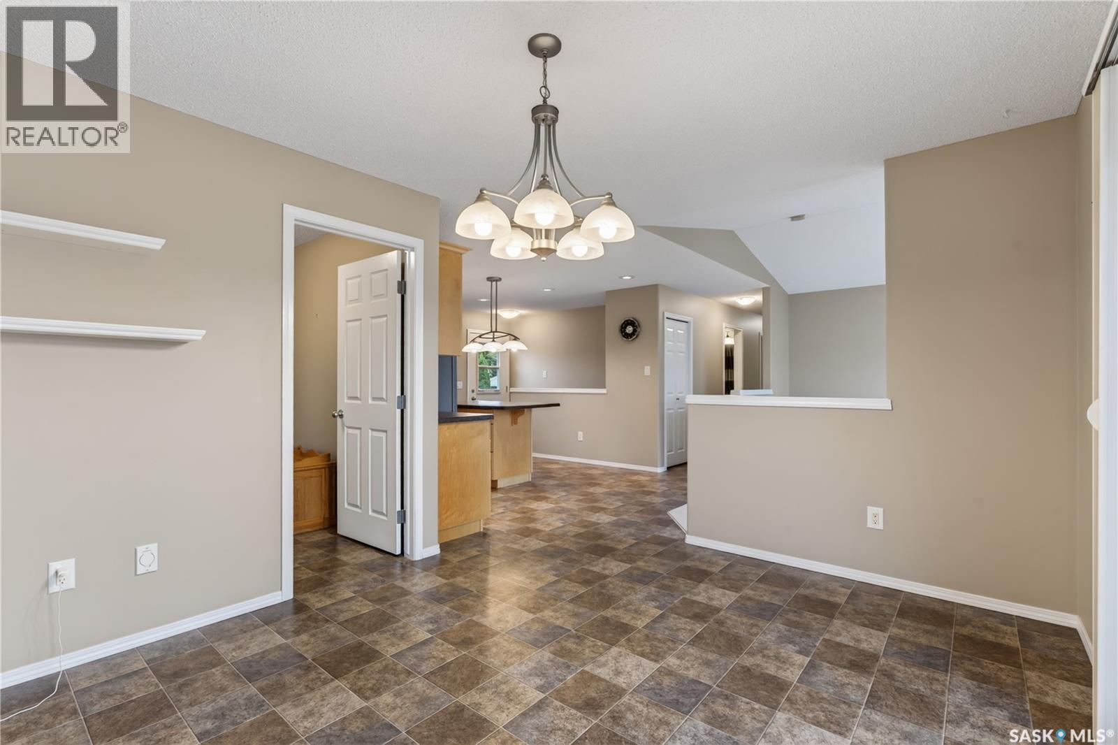 212 Regent Street, Melfort, Saskatchewan  S0E 1A0 - Photo 9 - SK043898