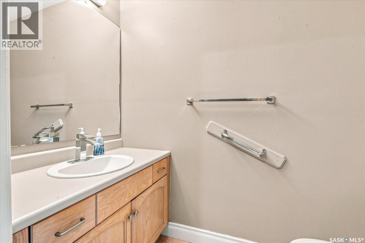 1366 Retallack Street, Regina, Saskatchewan  S4T 2H9 - Photo 14 - SK043750