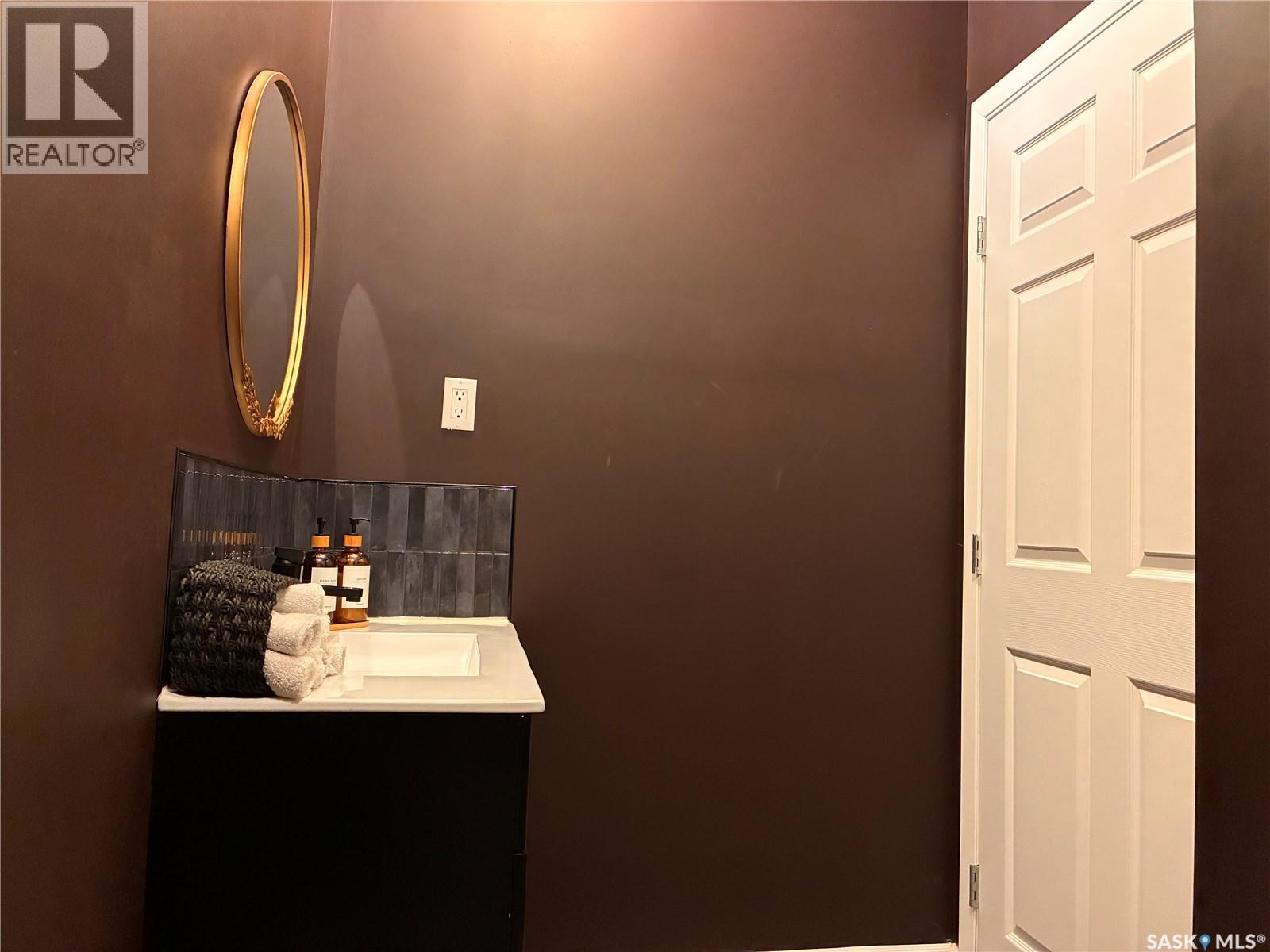 346 1st Avenue E, Nipawin, Saskatchewan  S0E 1E0 - Photo 16 - SK043637