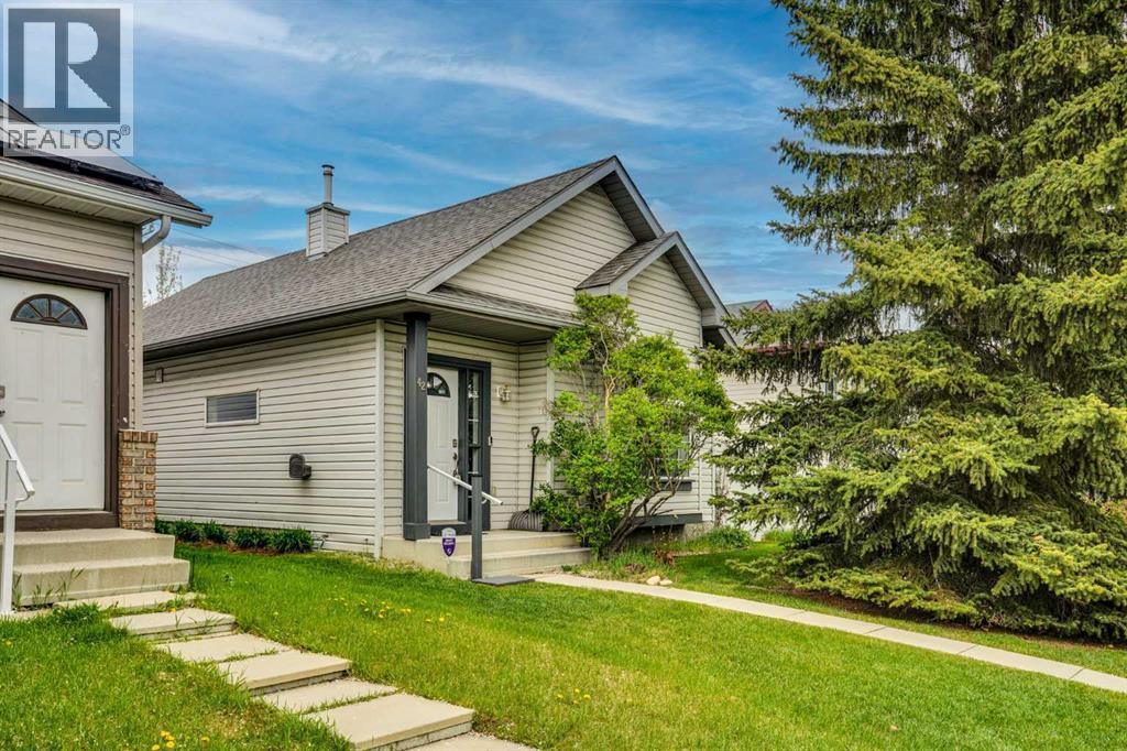 42 Harvest Rose Circle Ne, Calgary, Alberta  T3K 4M5 - Photo 2 - A2313330