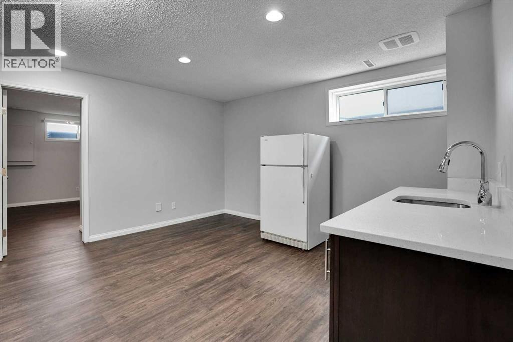 42 Harvest Rose Circle Ne, Calgary, Alberta  T3K 4M5 - Photo 36 - A2313330