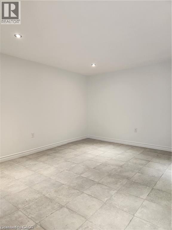 26 Stewart Avenue Unit# Lower, Thorold, Ontario  L2V 2W7 - Photo 11 - 40838770