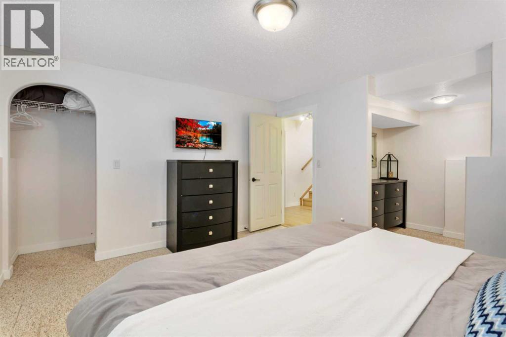 33 Walker Boulevard, Red Deer, Alberta  T4L 7E4 - Photo 39 - A2320008