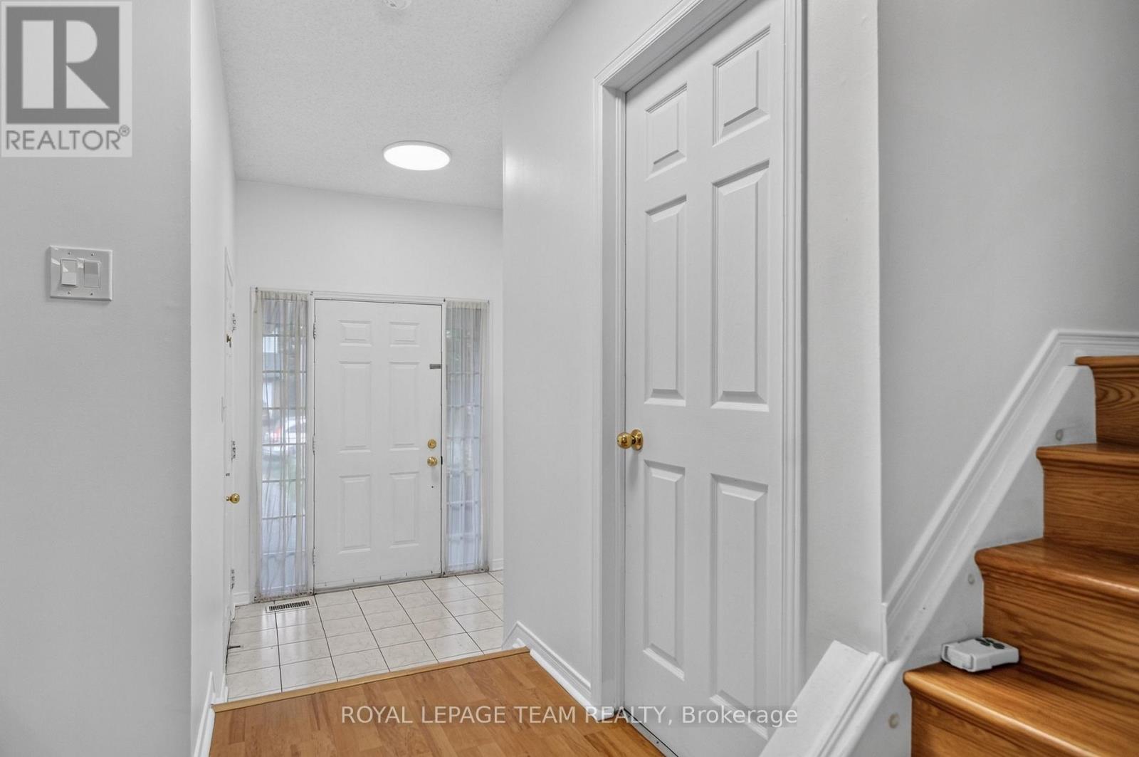 49 Jackman Terrace, Ottawa, Ontario K2L 4E1 - Photo 4 - X13616436
