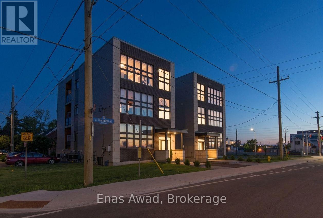 3 - 322 Tremblay Road, Ottawa, Ontario  K1G 0A5 - Photo 1 - X13616322