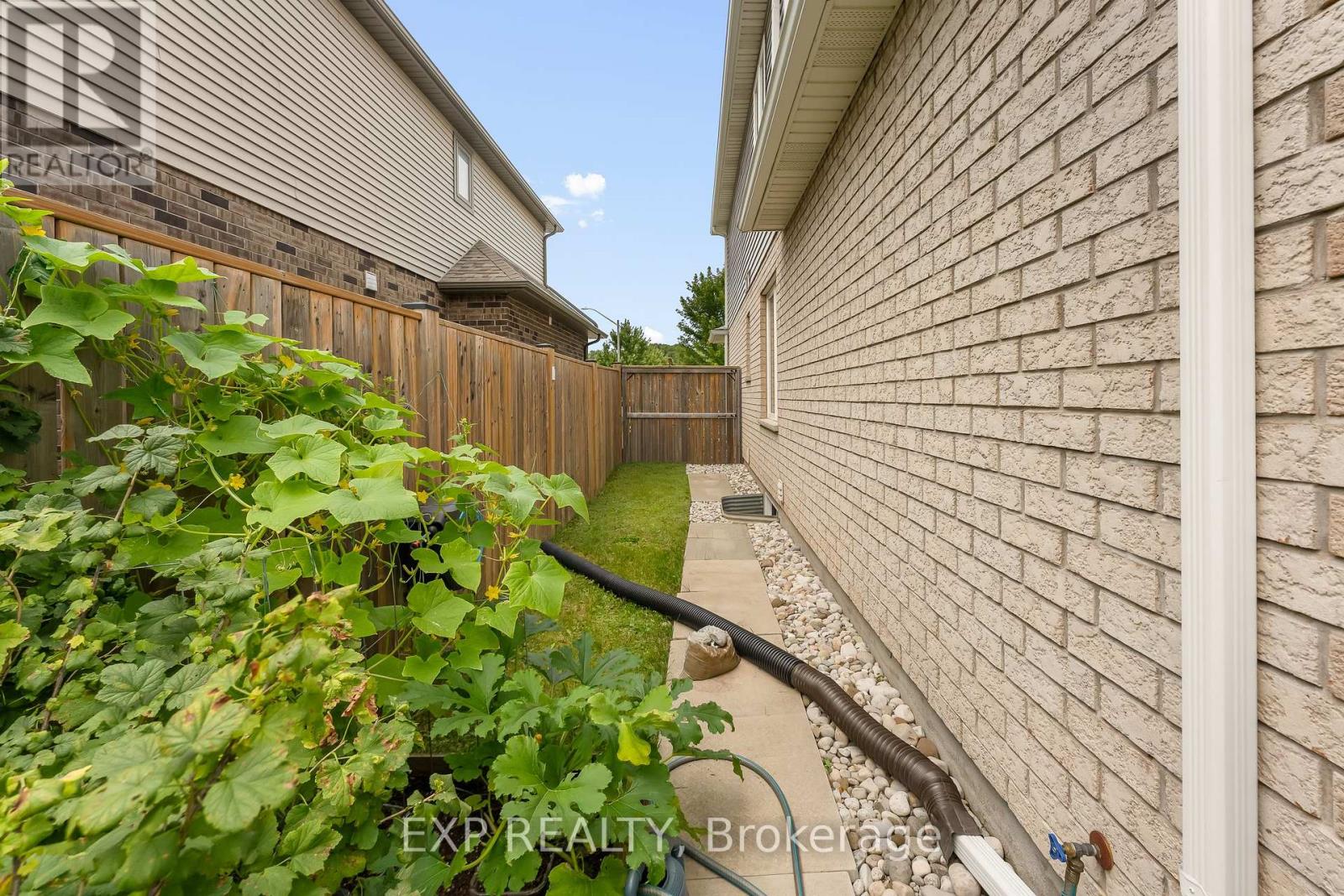37 Mcfarland Street, Thorold, Ontario  L2V 0E5 - Photo 29 - X13616348