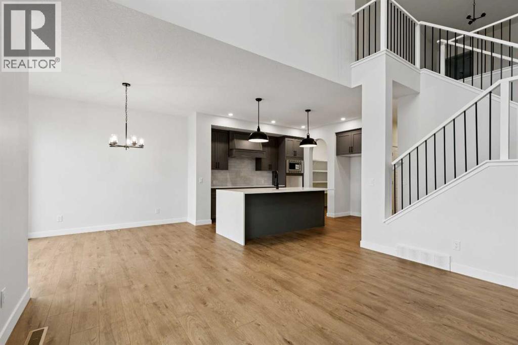 210 Sora Way Se, Calgary, Alberta  T3S 0V5 - Photo 13 - A2310628