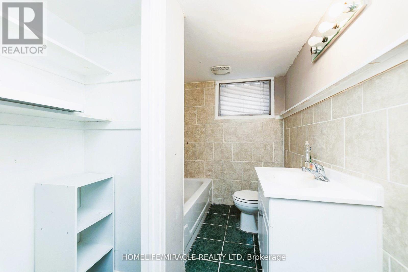 Bsmt - 1251 Warden Avenue, Toronto, Ontario  M1R 2R4 - Photo 14 - E13616372