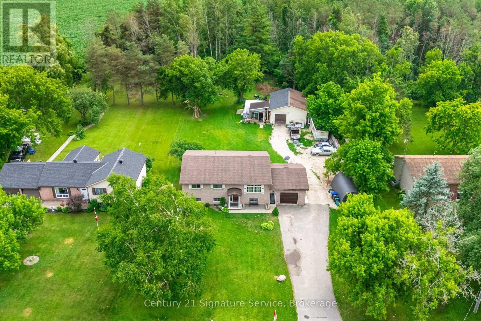 120 Switzer Street, Clearview (New Lowell), Ontario  L0M 1N0 - Photo 2 - S13616342