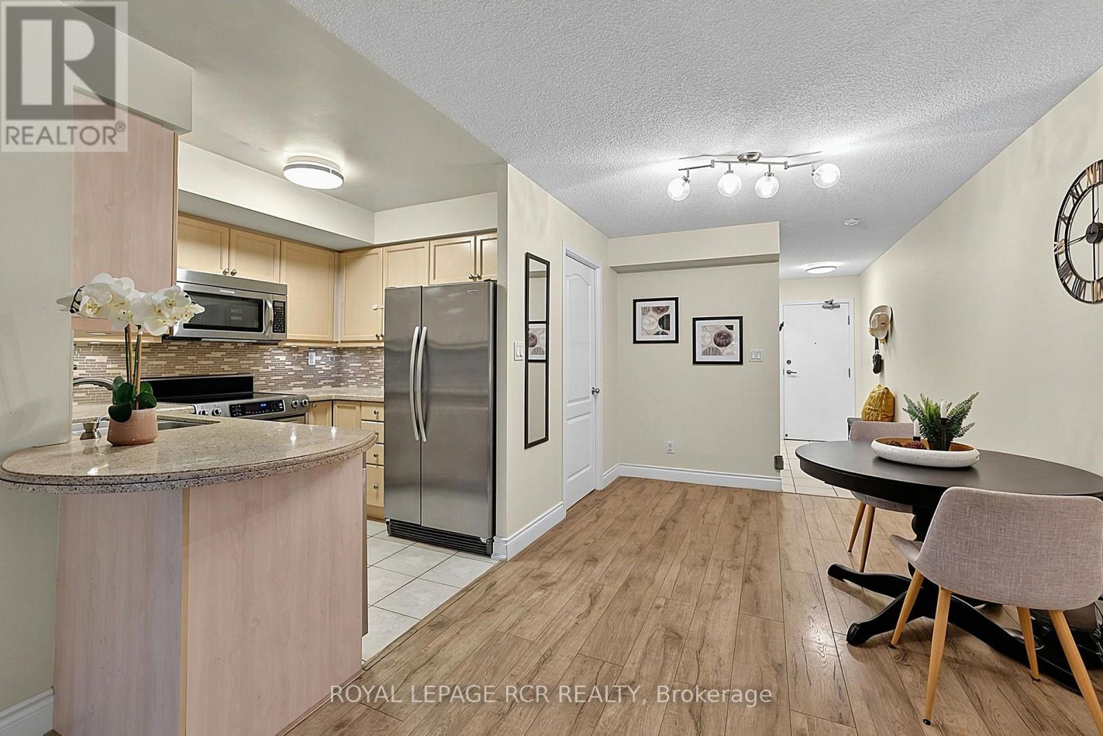 113 - 1 Rean Drive, Toronto, Ontario M2K 3C1 - Photo 12 - C13613606