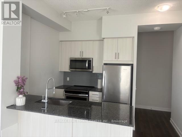 604 - 4085 Parkside Village Drive, Mississauga, Ontario  L5B 0K8 - Photo 6 - W13616346