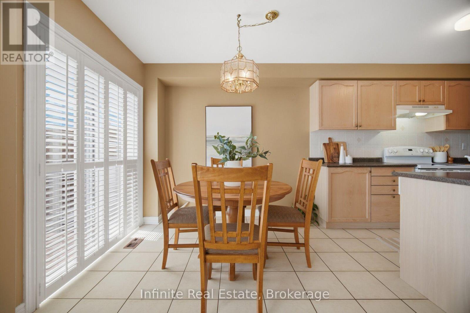 4748 James Austin Drive, Mississauga, Ontario  L4Z 4H2 - Photo 12 - W13616352