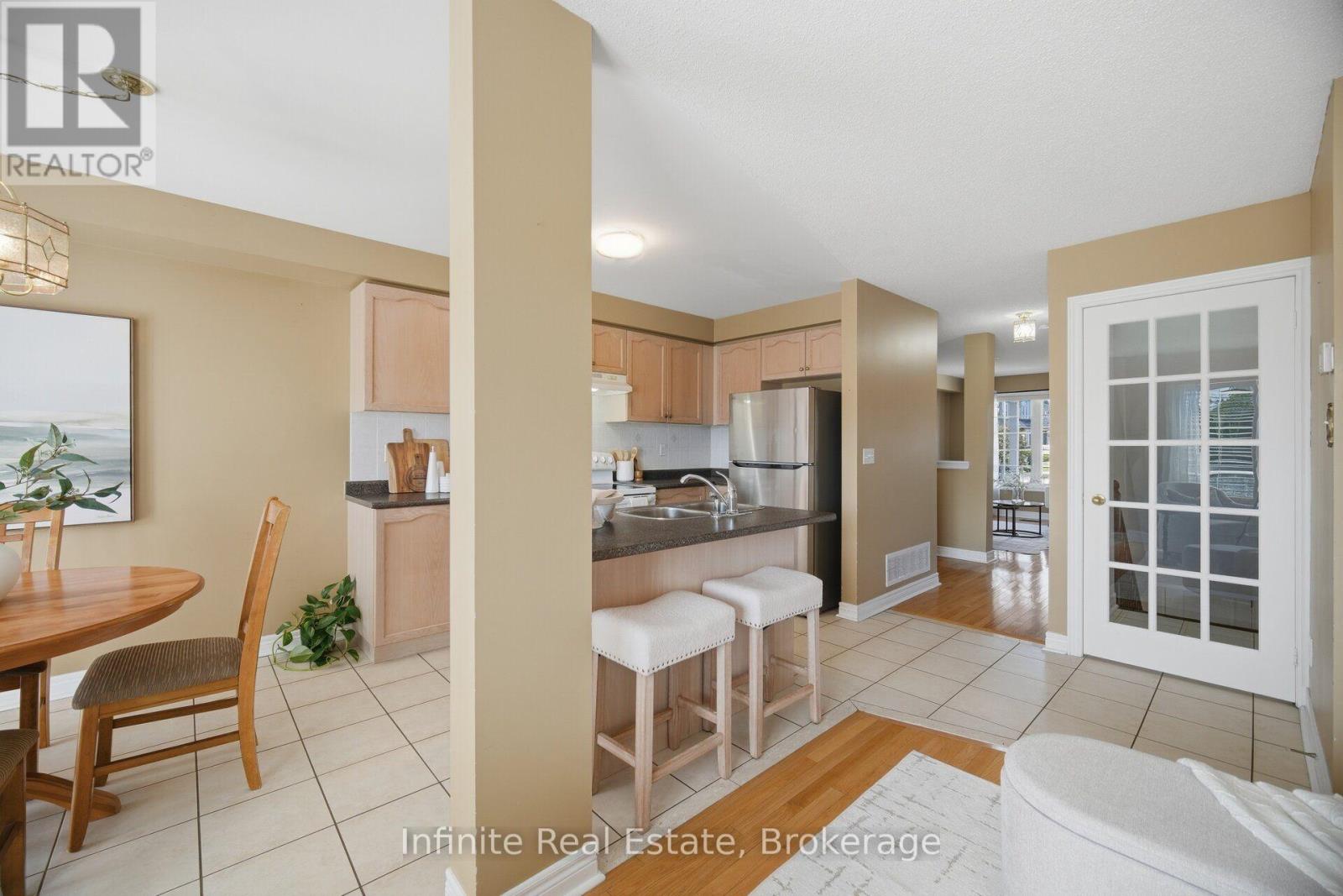 4748 James Austin Drive, Mississauga, Ontario  L4Z 4H2 - Photo 6 - W13616352