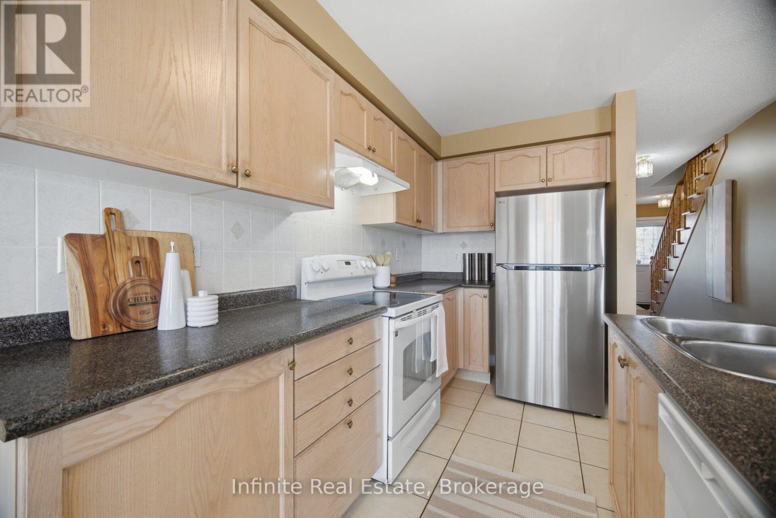 4748 James Austin Drive, Mississauga, Ontario  L4Z 4H2 - Photo 9 - W13616352
