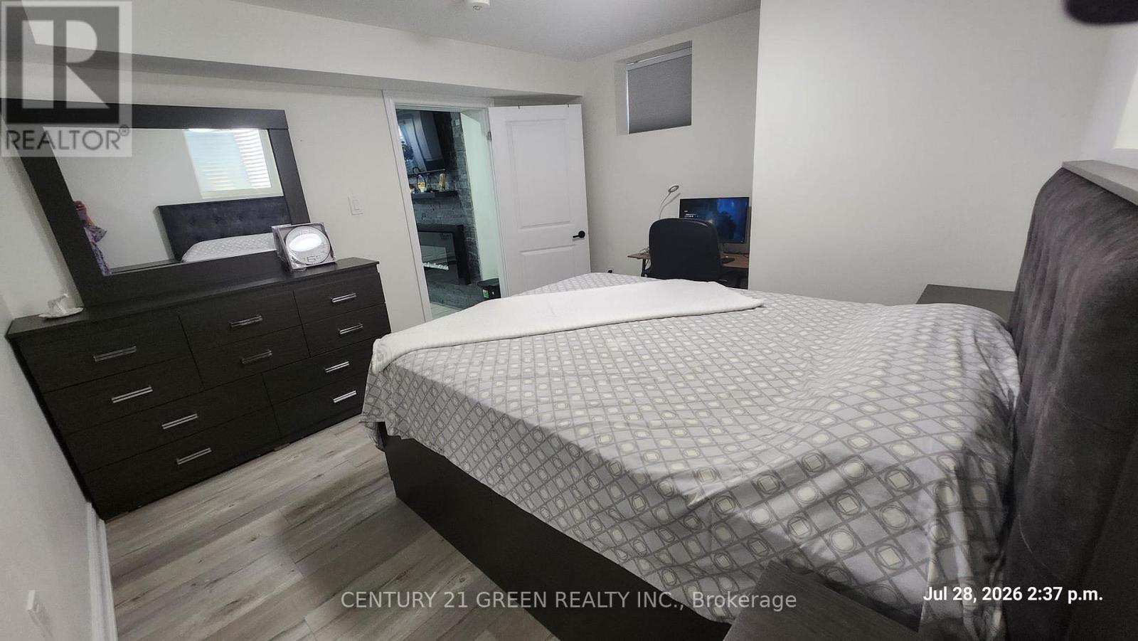 Bsmt - 1213 Duignan Crescent, Milton, Ontario  L9E 1C2 - Photo 7 - W13616386