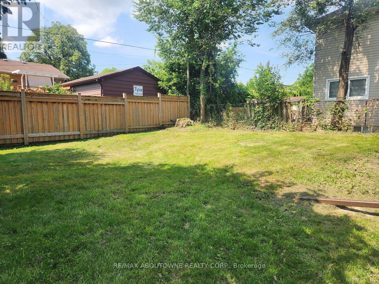Lower - 26 Grandfield Street, Hamilton, Ontario L8T 2H2 - Photo 20 - X13616350