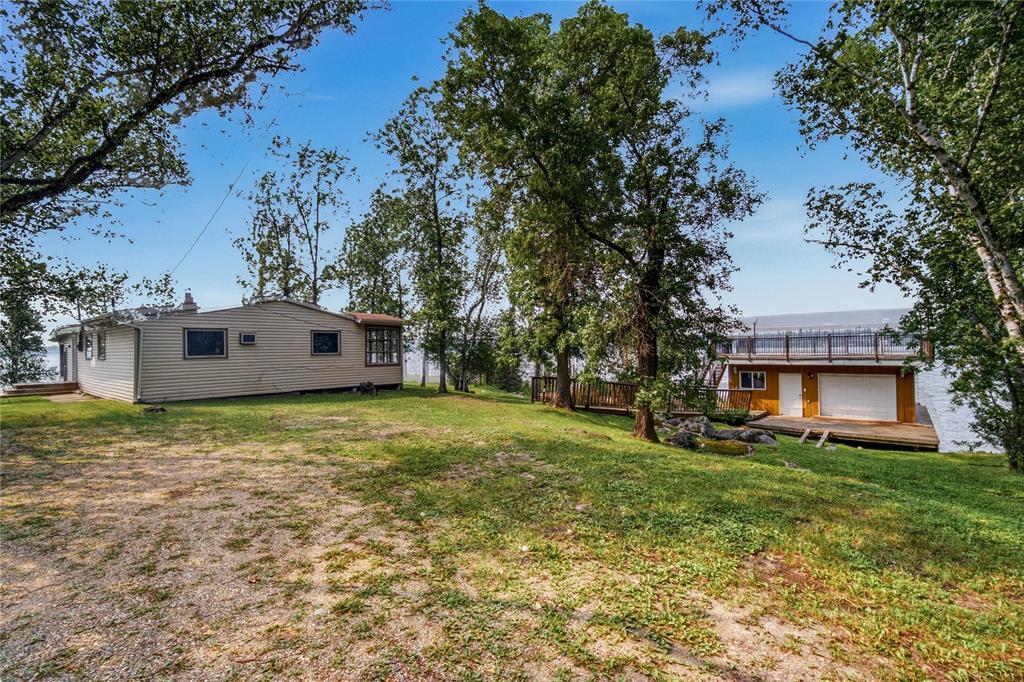 7 Block 10 Road, Falcon Lake, Manitoba R0E 0N0 - Photo 3 - 202618836