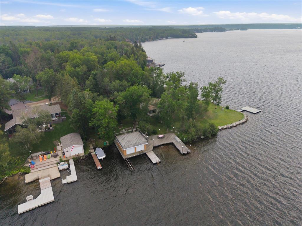 7 Block 10 Road, Falcon Lake, Manitoba R0E 0N0 - Photo 4 - 202618836