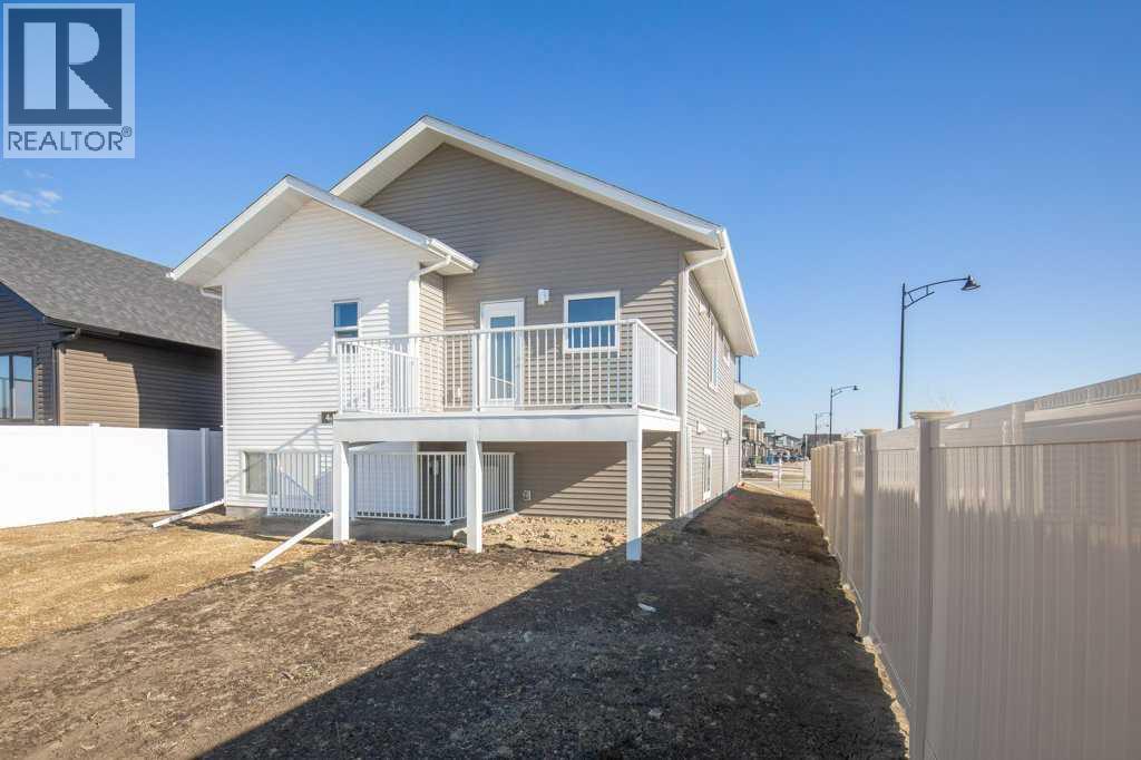4 Emmett Crescent, Red Deer, Alberta  T4P 3G8 - Photo 3 - A2305268