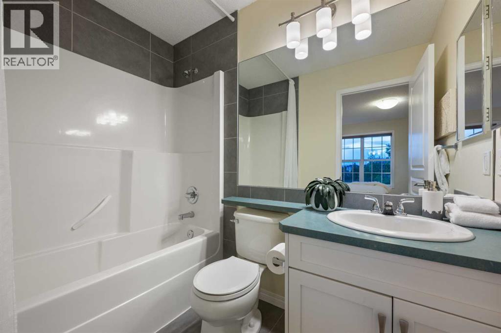 136 Auburn Bay Street SE, Calgary, Alberta  T3M 0V8 - Photo 18 - A2317768
