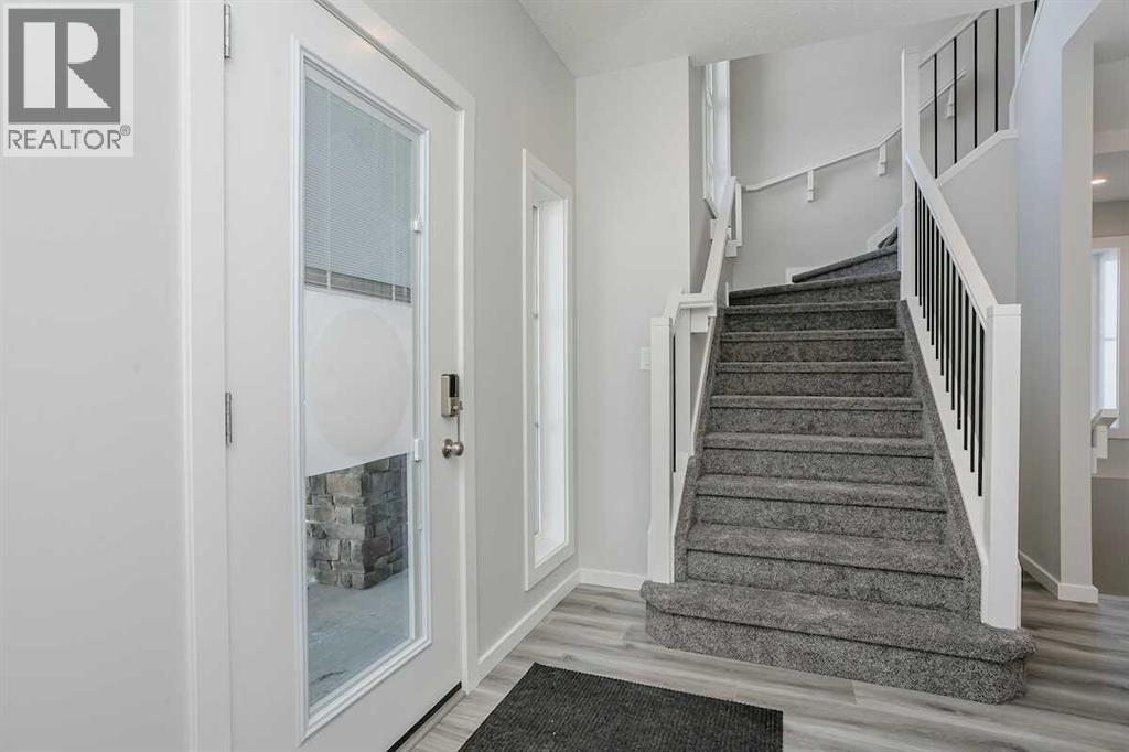 235 Heartwood Grove Se, Calgary, Alberta  T3M 2K1 - Photo 3 - A2329935