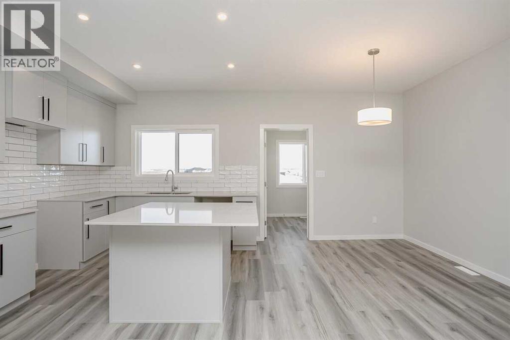 235 Heartwood Grove Se, Calgary, Alberta  T3M 2K1 - Photo 7 - A2329935