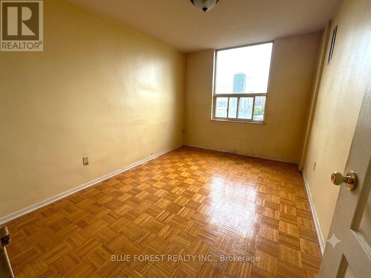 1009 - 5 Shady Golfway, Toronto, Ontario  M3C 3A5 - Photo 1 - C13616508
