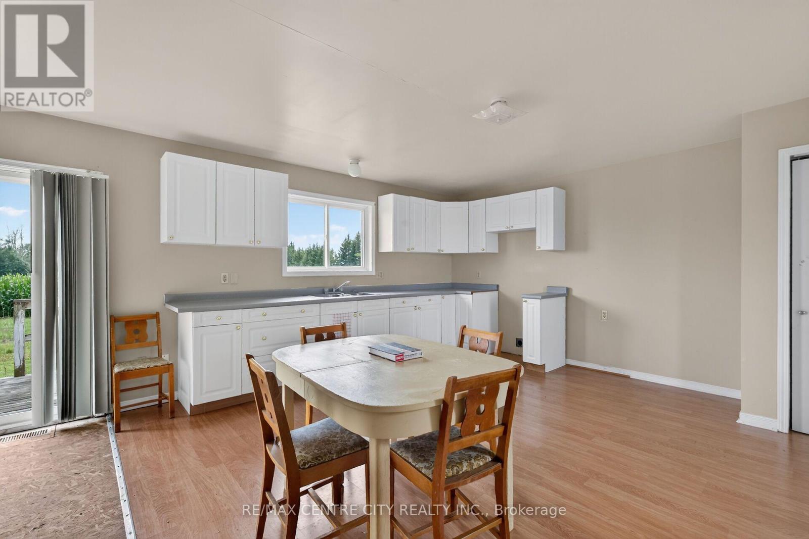 2440 Bruce 1 Road, Brockton, Ontario  N0G 2N0 - Photo 43 - X13616602