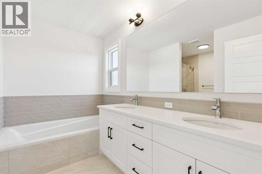 425 Lewiston Landing NE, Calgary, Alberta  T3P 2P3 - Photo 27 - A2327243