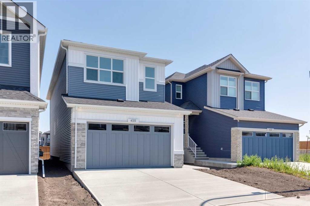 425 Lewiston Landing NE, Calgary, Alberta  T3P 2P3 - Photo 2 - A2327243