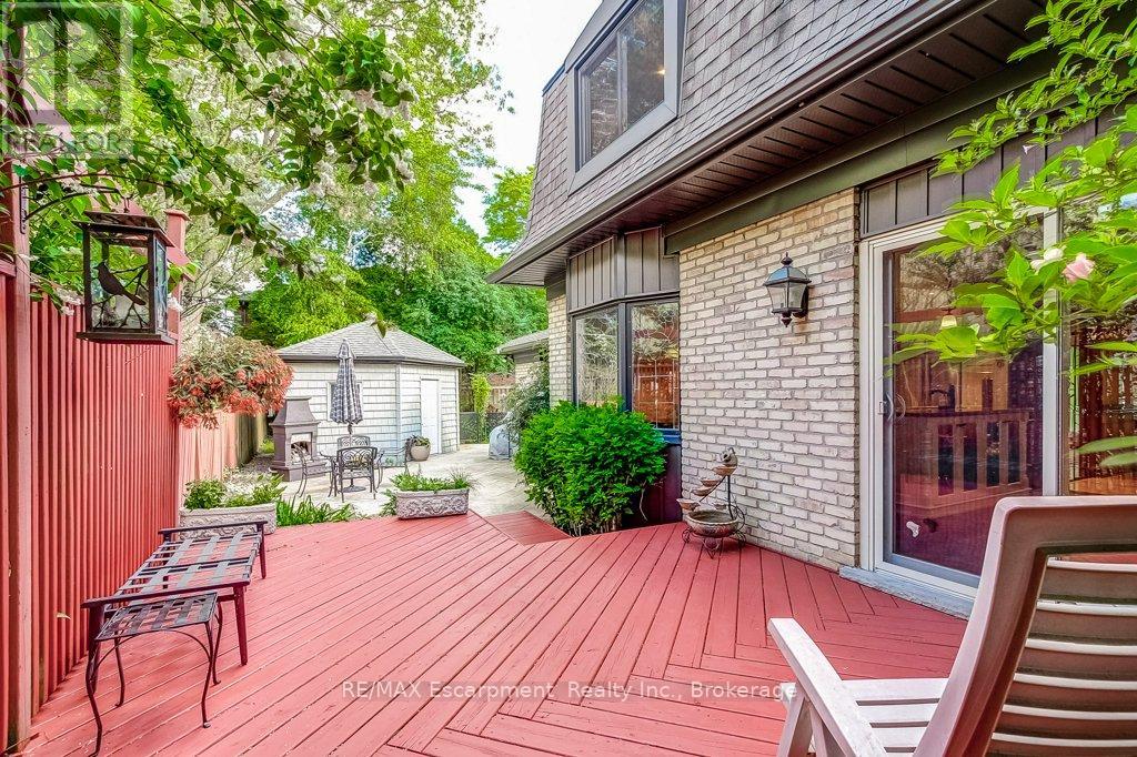215 Briar Hill Crescent, Hamilton, Ontario  L9G 3M9 - Photo 36 - X13542964