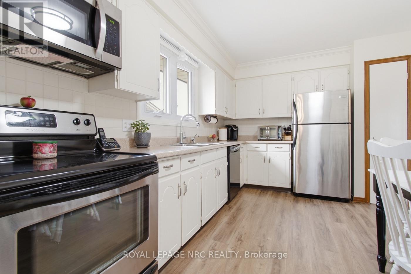 11 Jennifer Court, Welland, Ontario  L3C 6E9 - Photo 8 - X13616564