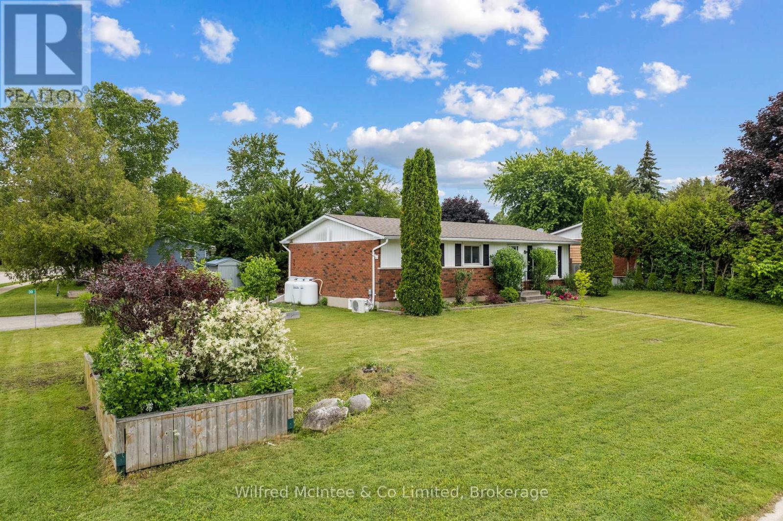 39 Inverlyn Crescent N, Kincardine, Ontario  N2Z 1J2 - Photo 6 - X13503120