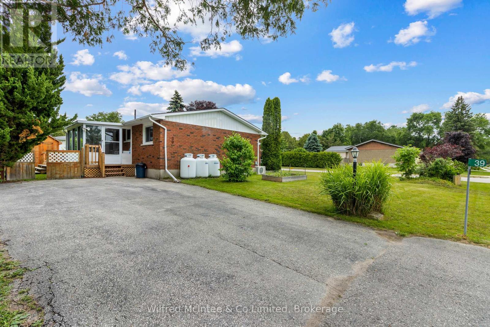 39 Inverlyn Crescent N, Kincardine, Ontario  N2Z 1J2 - Photo 8 - X13503120