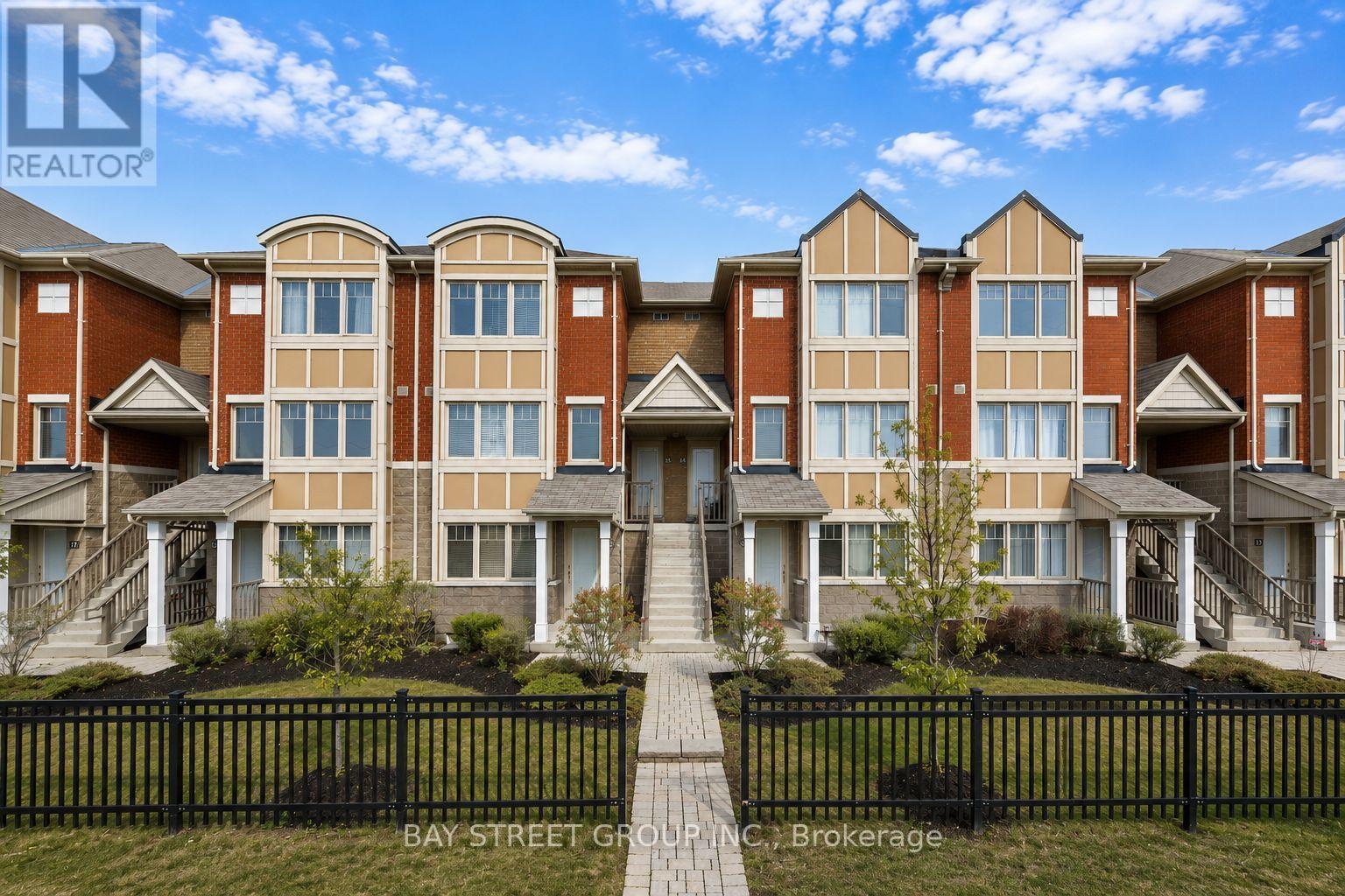 13 - 3975 Eglinton Avenue W, Mississauga, Ontario  L5M 0E7 - Photo 2 - W13421944