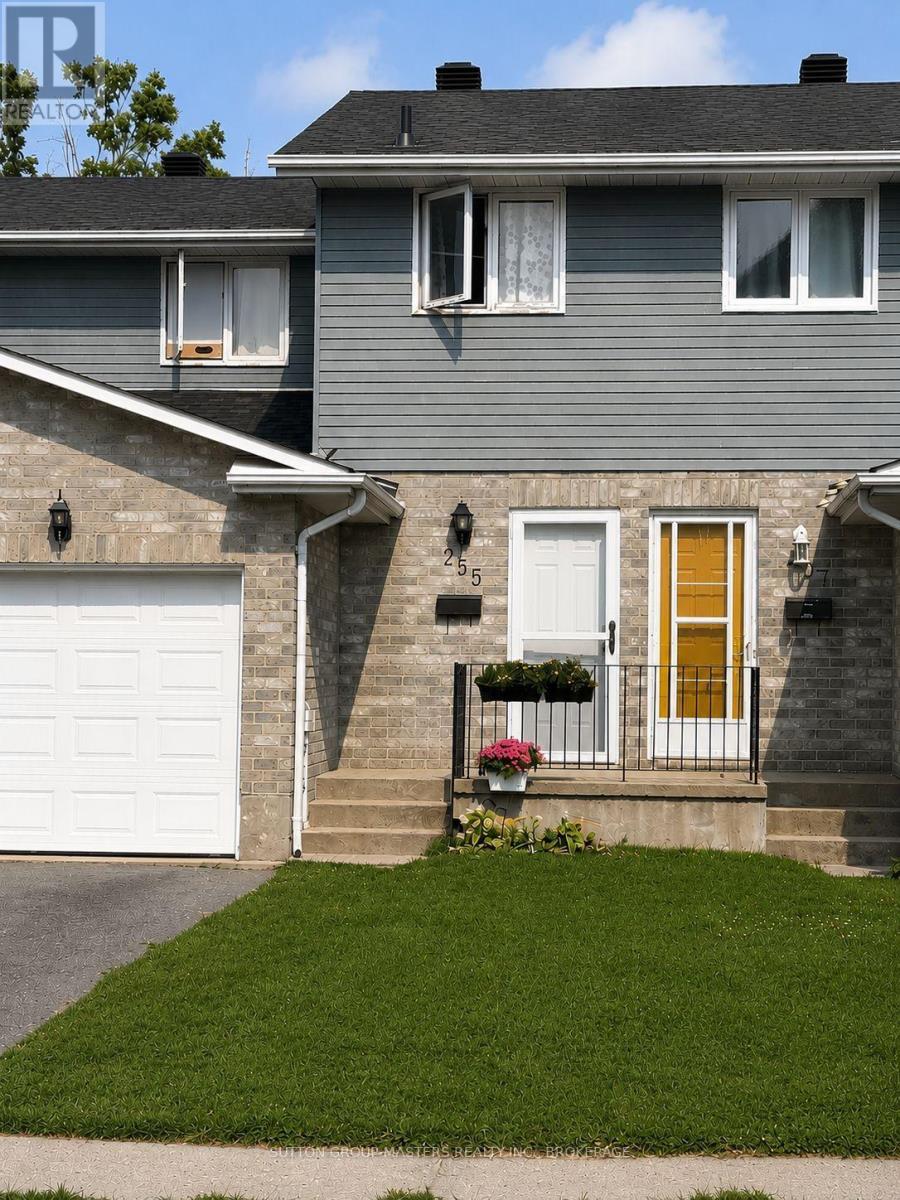 255 MELANIE AVENUE, Kingston, Ontario