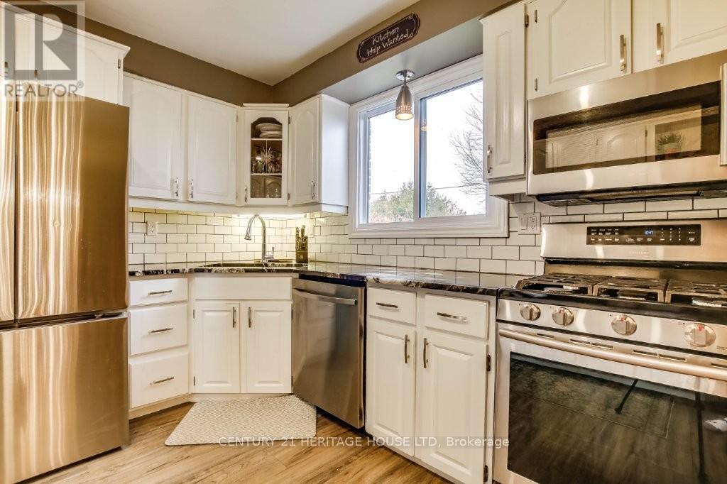 1 Massey Drive, St. Thomas, Ontario  N5R 5M6 - Photo 10 - X12879690